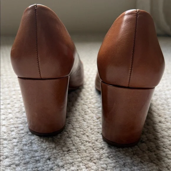 Tory Burch Caroline Medallion Logo Heels - Picture 4 of 7